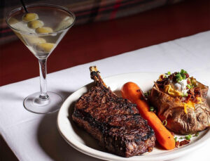 bobssteakandchophouse-04_7-fortworth-02-intro-646cda22db1d0