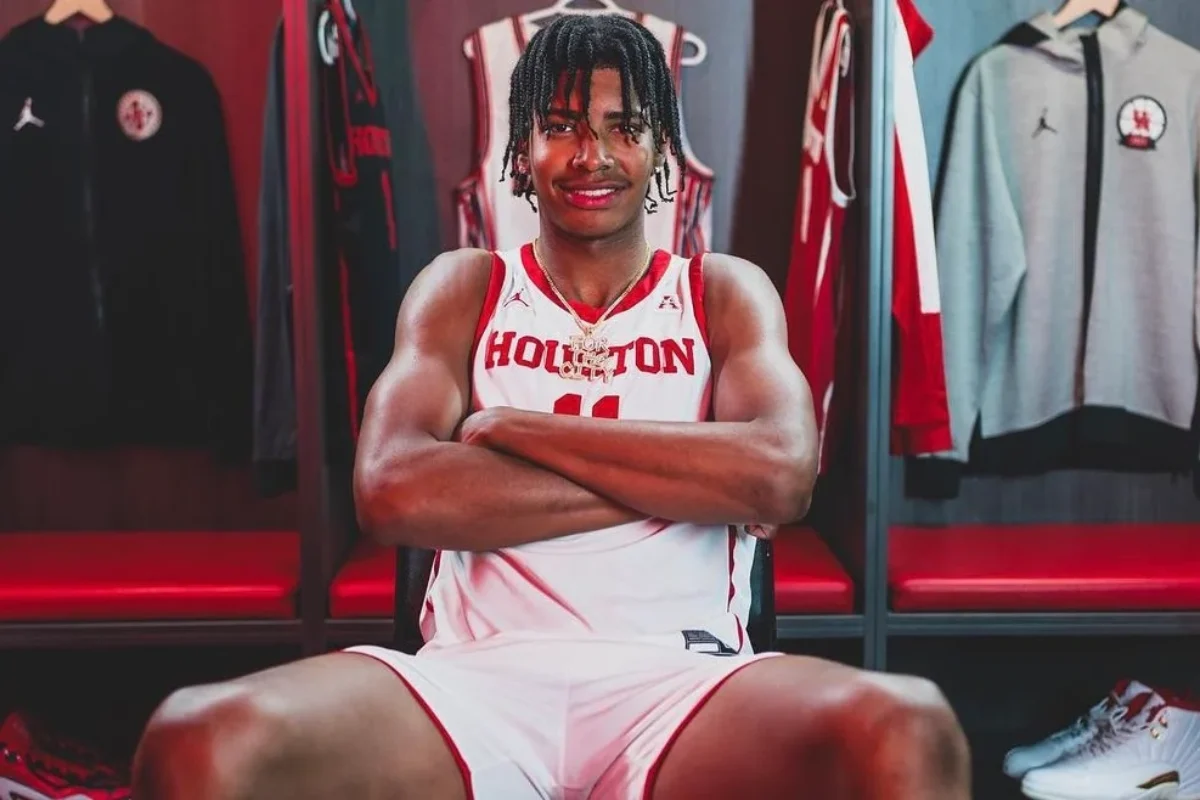 Chris Cenac Goes To Hakeem Olajuwon School, Impresses With His 3-Point Shooting — A Different Type Of UH Big Man