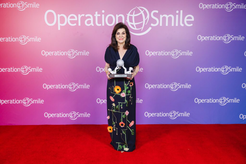 Honoree Laura Ward  at the Operation Smile gala. (Photo by Johnny Than Photography)