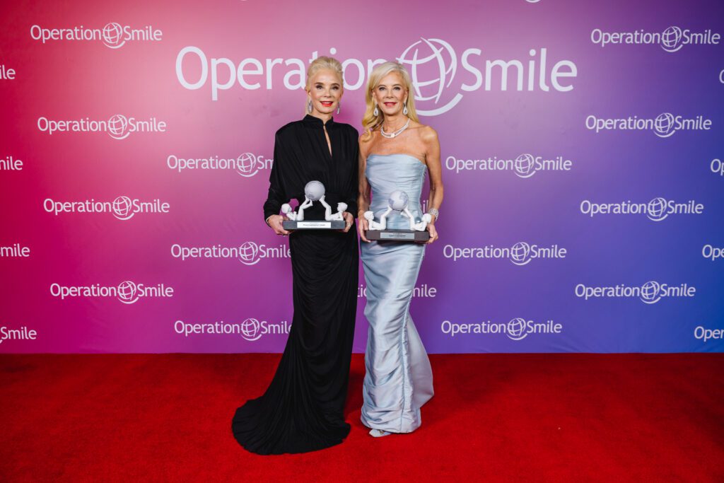 Honorees Tena Lundquist Faust, Tama Lundquist  at the Operation Smile gala. (Photo by Johnny Than Photography)