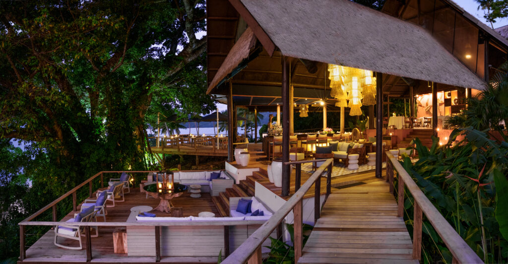 The Banyan Bar restaurant at Royal Davui (Photo by Royal Davui )