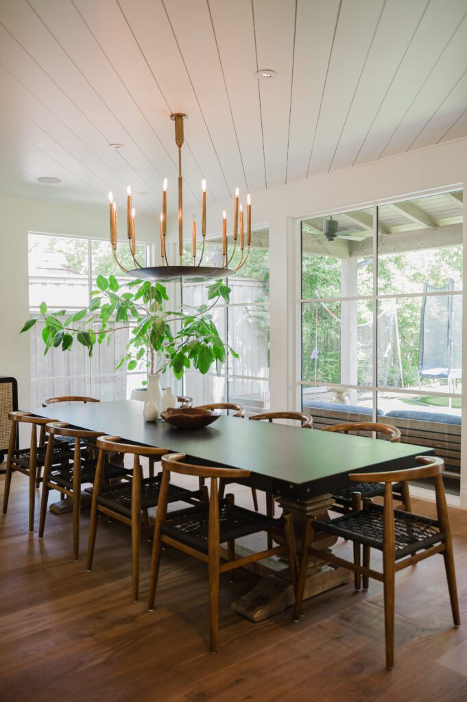 6630 Lakewood Boulevard boasts California coastal influences.