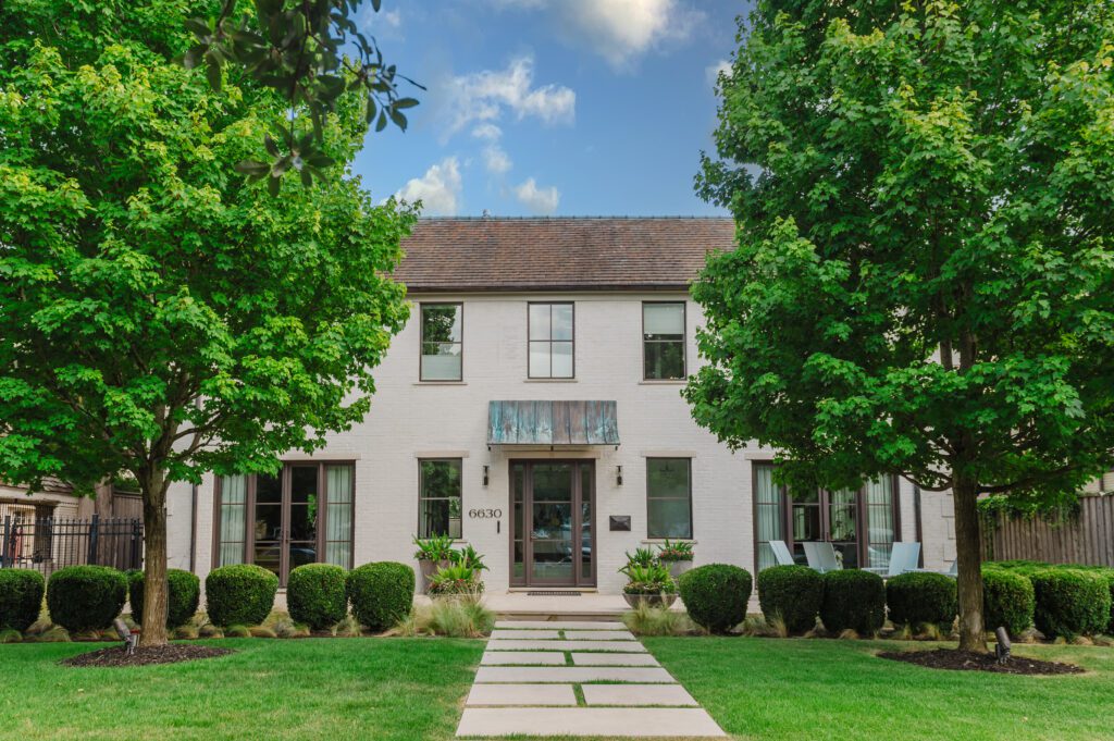 Originally built in 1938, 6630 Lakewood Boulevard was renovated in 2015.