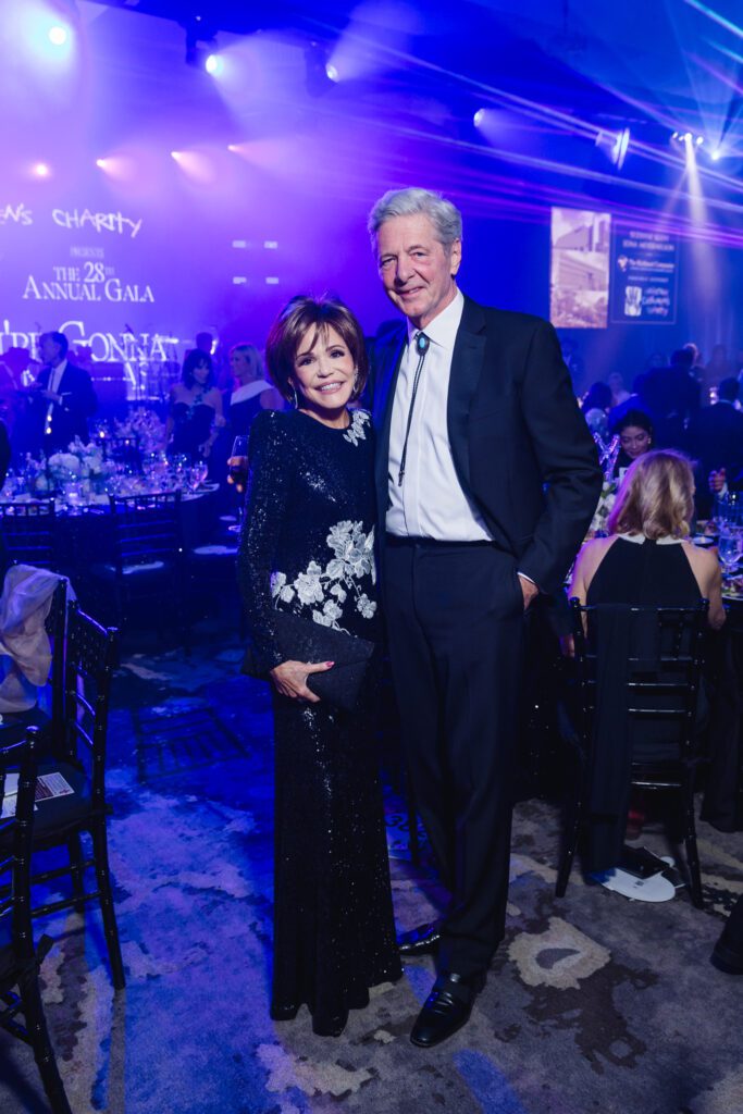 Hallie Vanderhider & Bobby Dees at the 28th annual Houston Children's Charity Gala which raised $9.4 million dollars.(Photo by CatchlightGroup.com)
