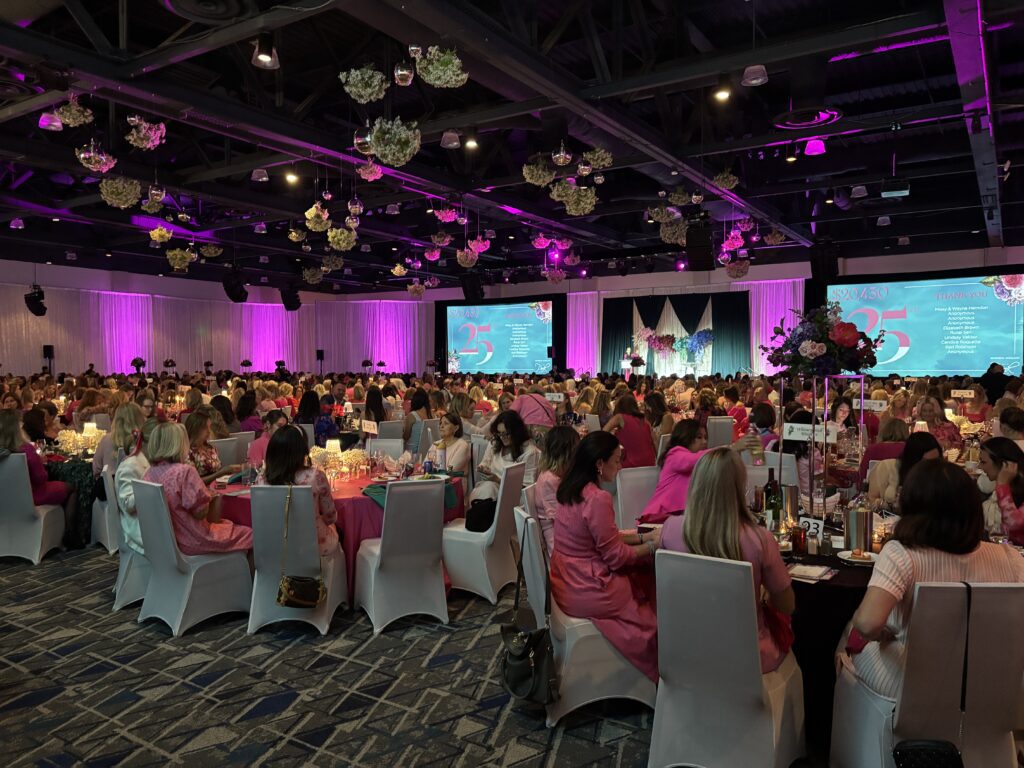 More than 1000 supporters attended the "In the Pink" luncheon at The Woodlands Waterway Marriott. (Photo by Laura Landsbaum)