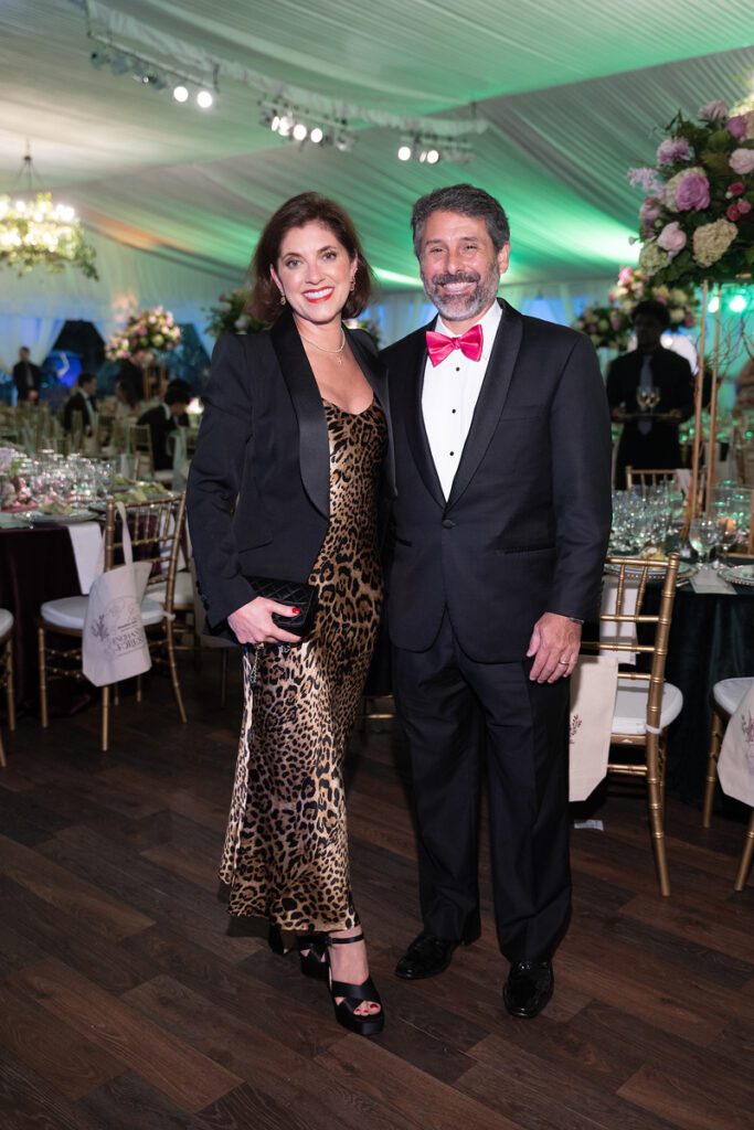 Stacey & Al Lindseth at the Houston Zoo 'Enchanted Forest' gala (Photo by Daniel Ortiz for Houston Zoo)