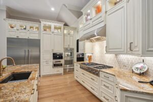 14 N Palmiera Cir Kitchen