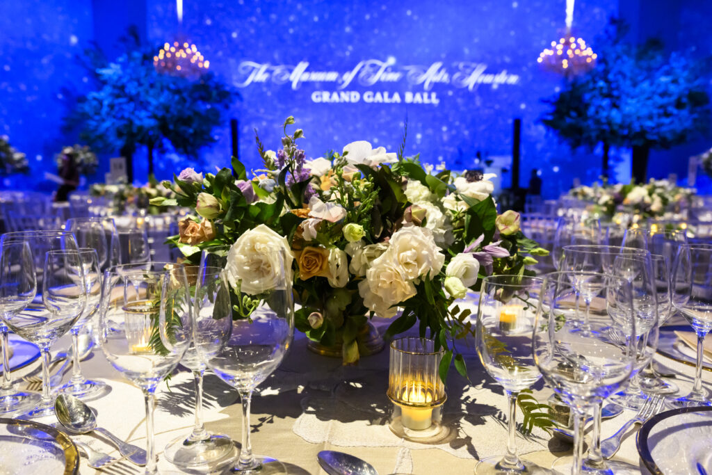 The Events Company dresses the Museum of Fine Arts, Houston Cullinan Hall for the Grand Gala Ball. (Photo by Michelle Watson, CatchlightGroup.com)