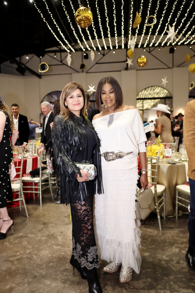 Anna Reger, Deborah Duncan at Crime Stoppers of Houston (Photo by Quy Tran)