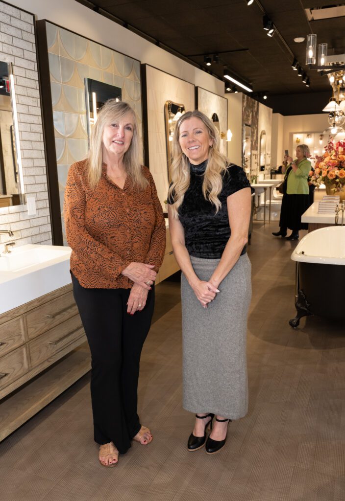 Cathy Tole, Angela Loertscher (Photo by George Fiala)