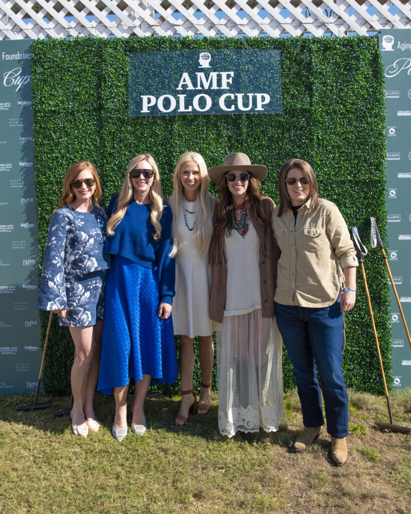 Emily Bush, Jessica Arnold, Courtney Battison Osteen, Jessica Smith, Lauren Barnes (Photo by Tamytha Cameron)