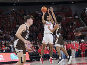 University of Houston Cougars men’s basketball team defeated the Lehigh Mountain Hawks and celebrated head coach Kelvin Sampson’s 800th career win in college basketball, at the Fertitta Center