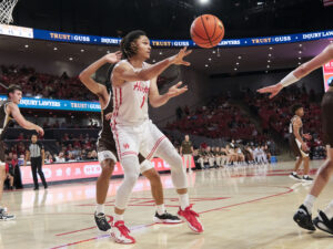 University of Houston Cougars men’s basketball team defeated the Lehigh Mountain Hawks and celebrated head coach Kelvin Sampson’s 800th career win in college basketball, at the Fertitta Center