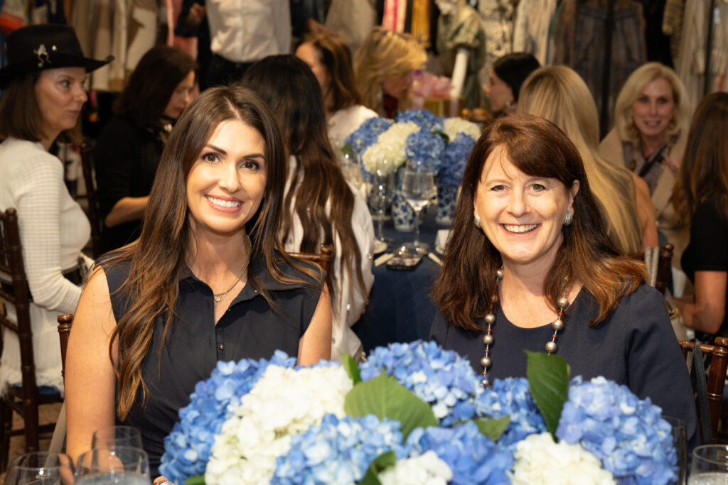 Aarica Mims and Blainey Hess (Photo by Carol Vig Photography)