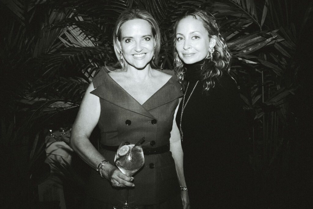 Elisa Summers and Nicole Richie (Photo by Paris Mumpower)