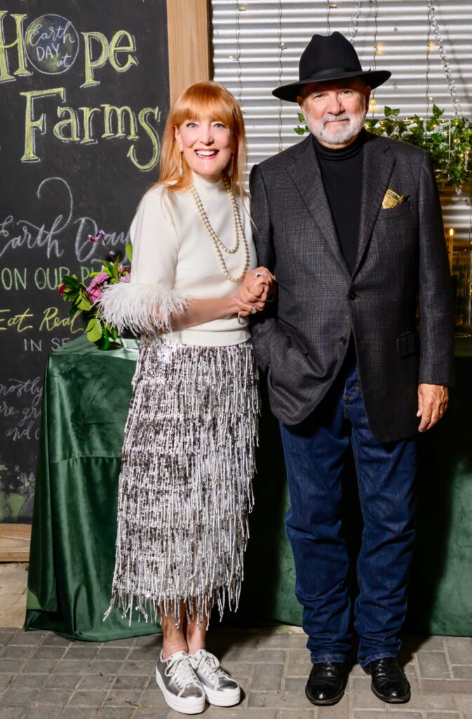 Recipe for Success Foundation founders and volunteer leadership Gracie & Bob Cavnar at the Delicious Alchemy banquet (Photo by CatchLight Group)