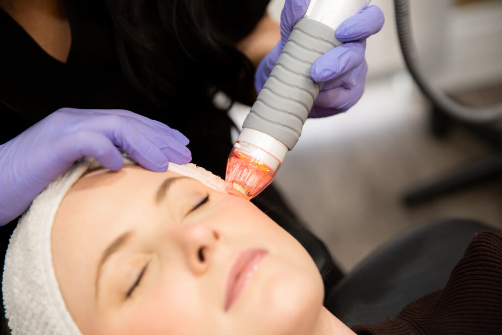 Run by two board-certified, experienced Houston plastic surgeons, Drs. Downey and Bullocks, Heights Plastic Surgery is a sophisticated yet comfortable place that welcomes patients from all walks of life.