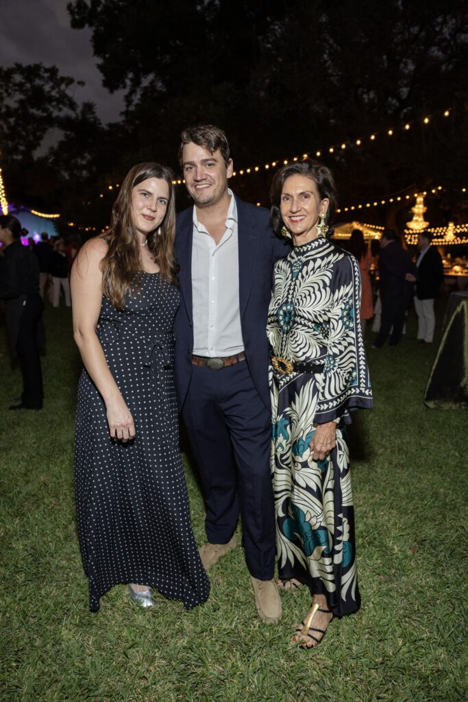 Isabel Wilson, David Perrin, Paula Daly at the Menil Collection's Party in the Park (Photo by Jenny Antill Clifton)