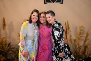 Julie Roberts, Rieke Common, Mandy Williams