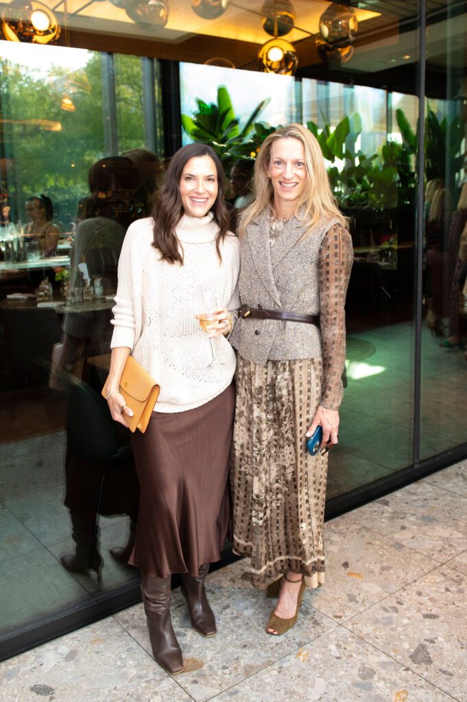 Lee Nichols, Molly Fiden (Photo by: Tamytha Cameron)