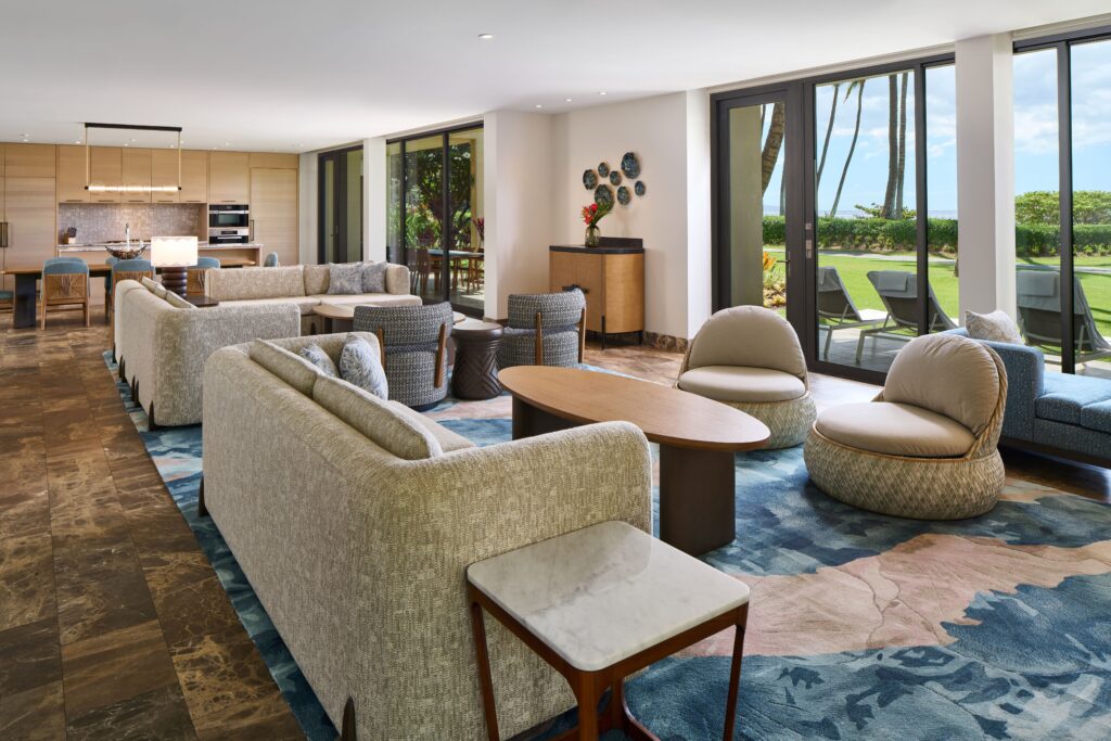 Makai Oceanfront Presidential Living Area (Photo by Andaz Maui)