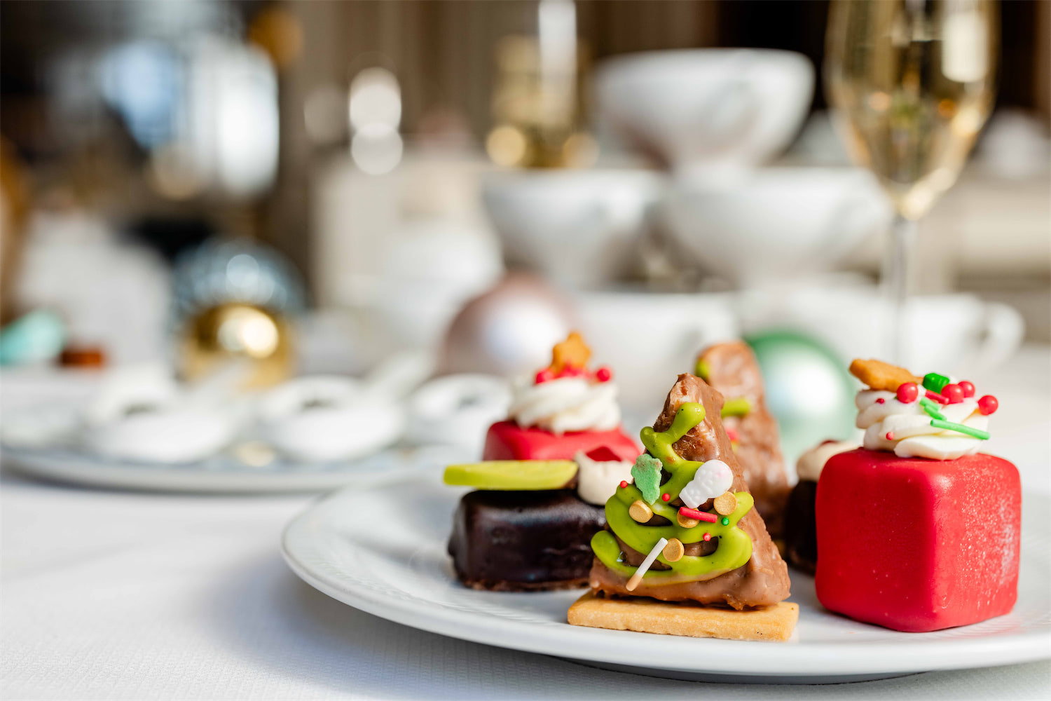 The Adolphus – Holiday Tea Sweets