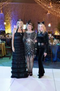 llona Carlson, Kandace Longoria, Hershey Grace-min