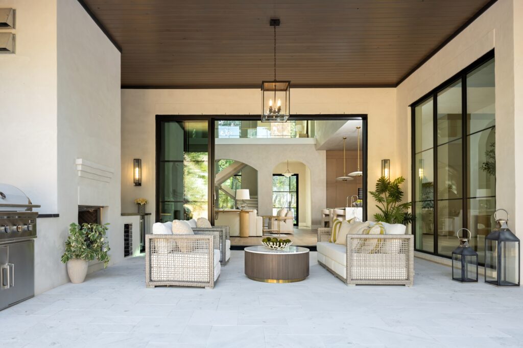 The outdoor area at 11606 Blalock Lane is a marvelous extension of living space. (Photo by Laurie Perez)