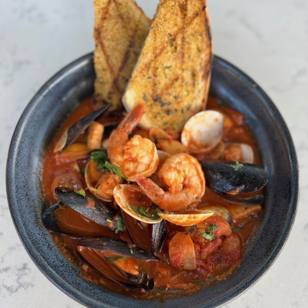 571277083_852164147369107_1863934982003161617_n