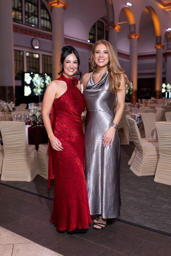 Aubrey Leatherman, Alexa Bode at the Barbara Bush Houston Literacy Foundation’s Young Professionals 'Storybook Gala' (Photo by Daniel Ortiz)
