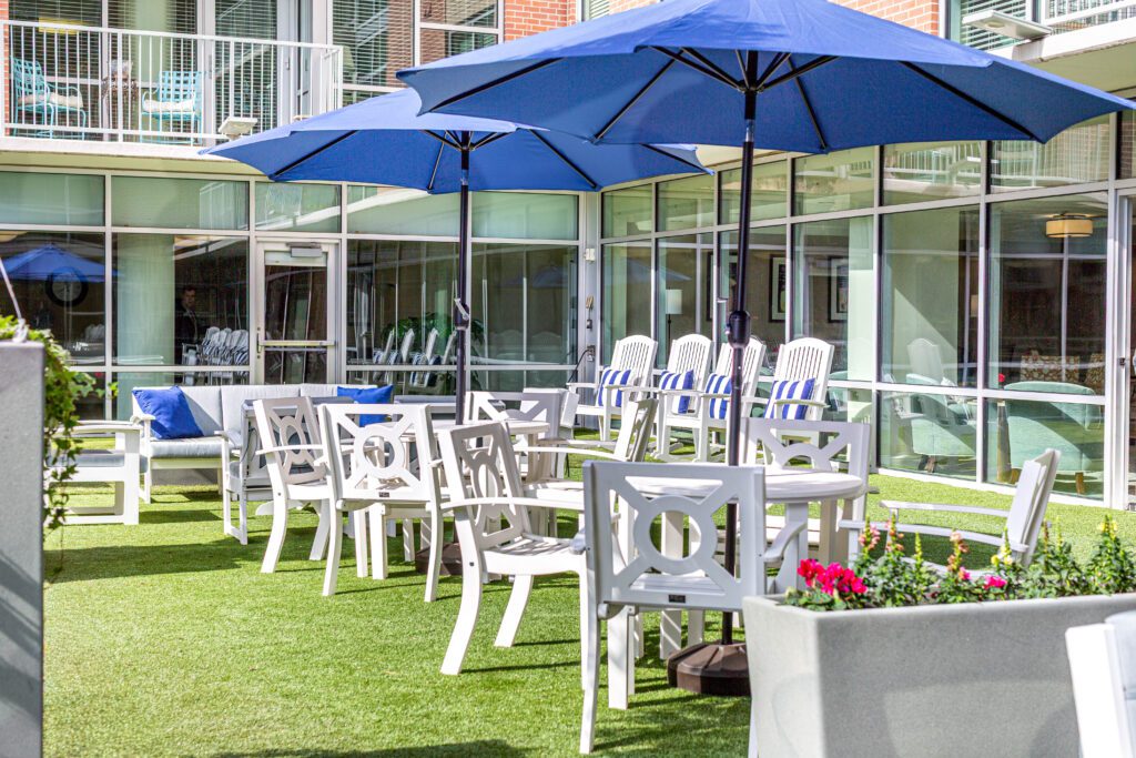 Residents can enjoy amenities at The Village of River Oaks.  (Photo by Jenn Duncan)