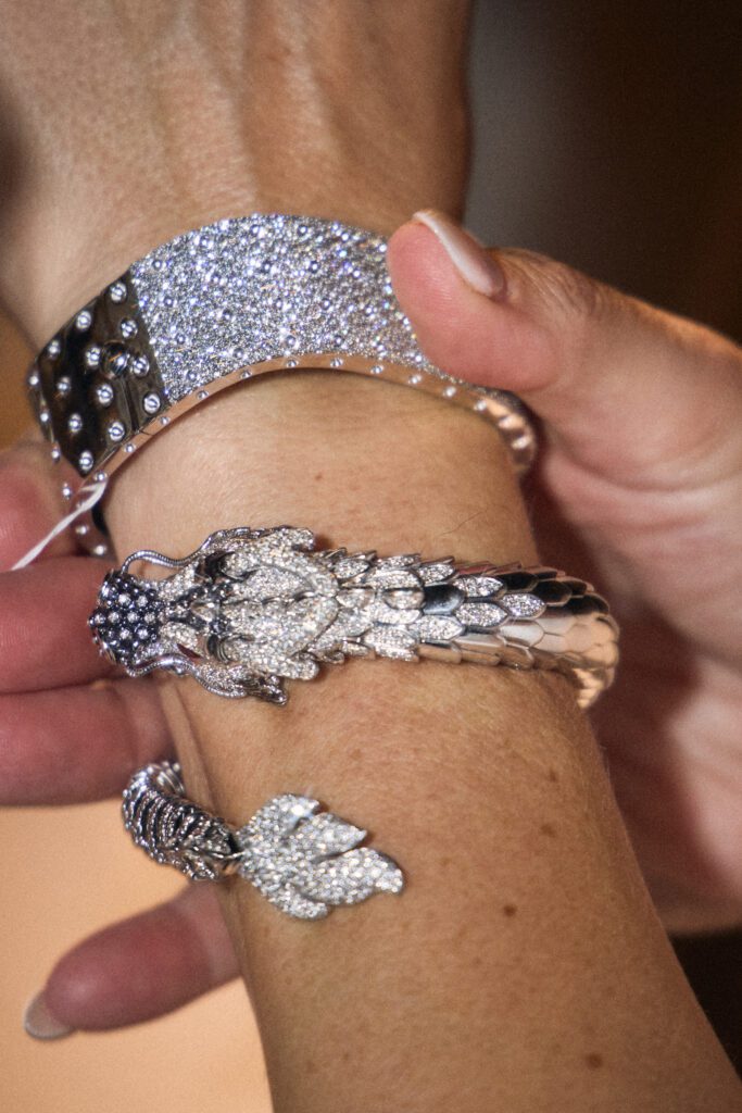 Within the Hall of State, guests admired the one-of-a-kind pieces on display from Roberto Coin. (Photo by Luis Martinez Photography)