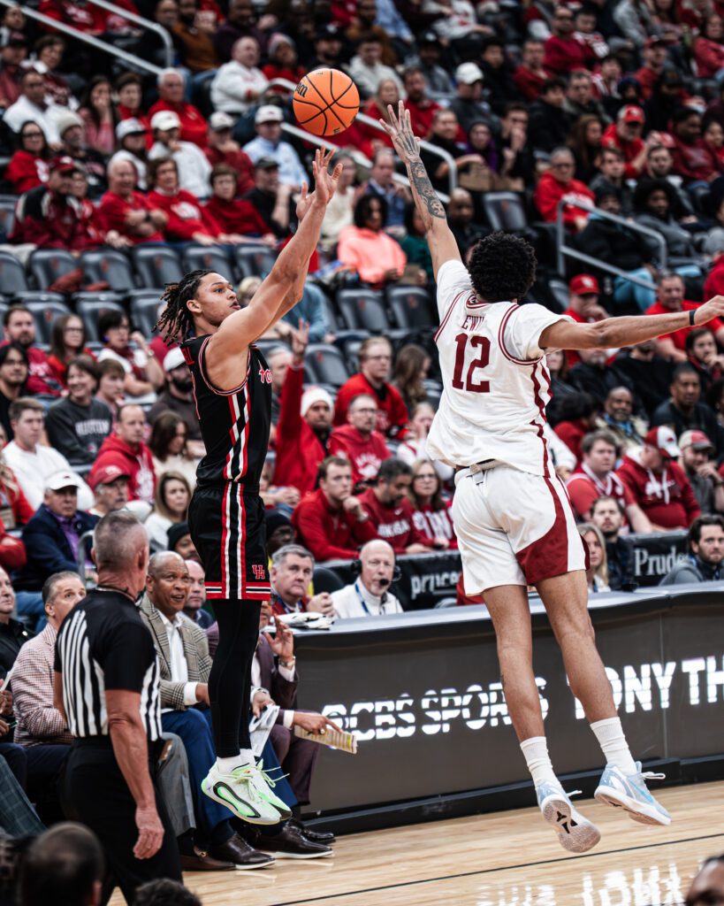 University of Houston freshman guard Isiah Harwell came off the bench to hit big 3-pointers in the Arkansas win. (@UHCougarMBK)