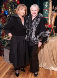 Honoree Marilu Garza and Leila Perrin (Photo by Daniel Ortiz) (1)