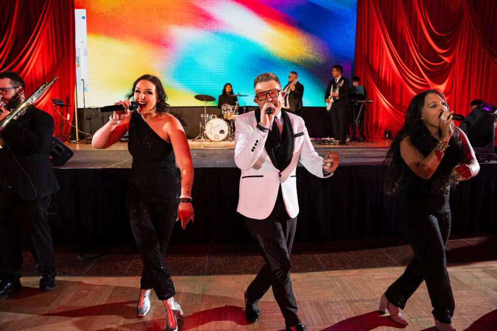 AURA played after dinner (Photo by Simon Luna Studios)