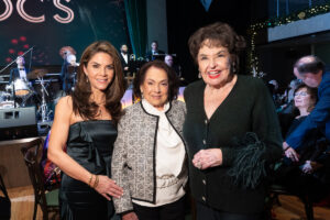 Monica Hartland, Rose Cullen and Warner Roberts (Photo by Daniel Ortiz)