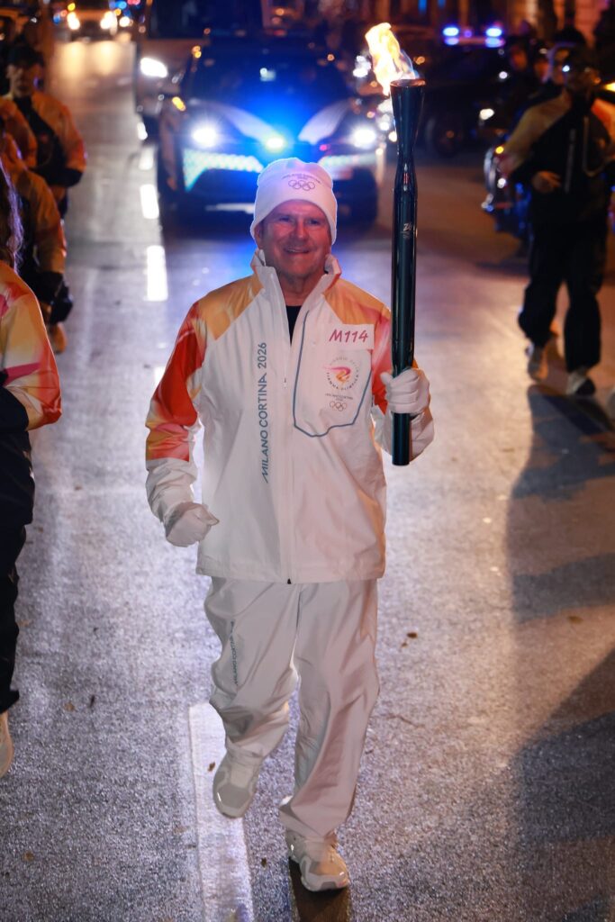 Tilman Fertitta, Olympic torch