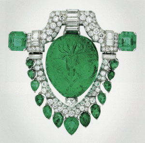 Marjorie Merriweather Post’s spectacular emerald brooch carved in India in the 17th and 18th centuries, was part of an Edwardian and Deco design created by Oscar Heyman and  Brothers in 1929,  the company name until later years when it was changed to Oscar Heyman.  Image from the book “Oscar Heyman: the Jewelers’ Jeweler,” Museum of Fine Arts Boston Publications