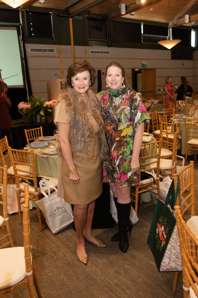 Suzanne Caruso, Paige Elliott (Photo by Tamytha Cameron)