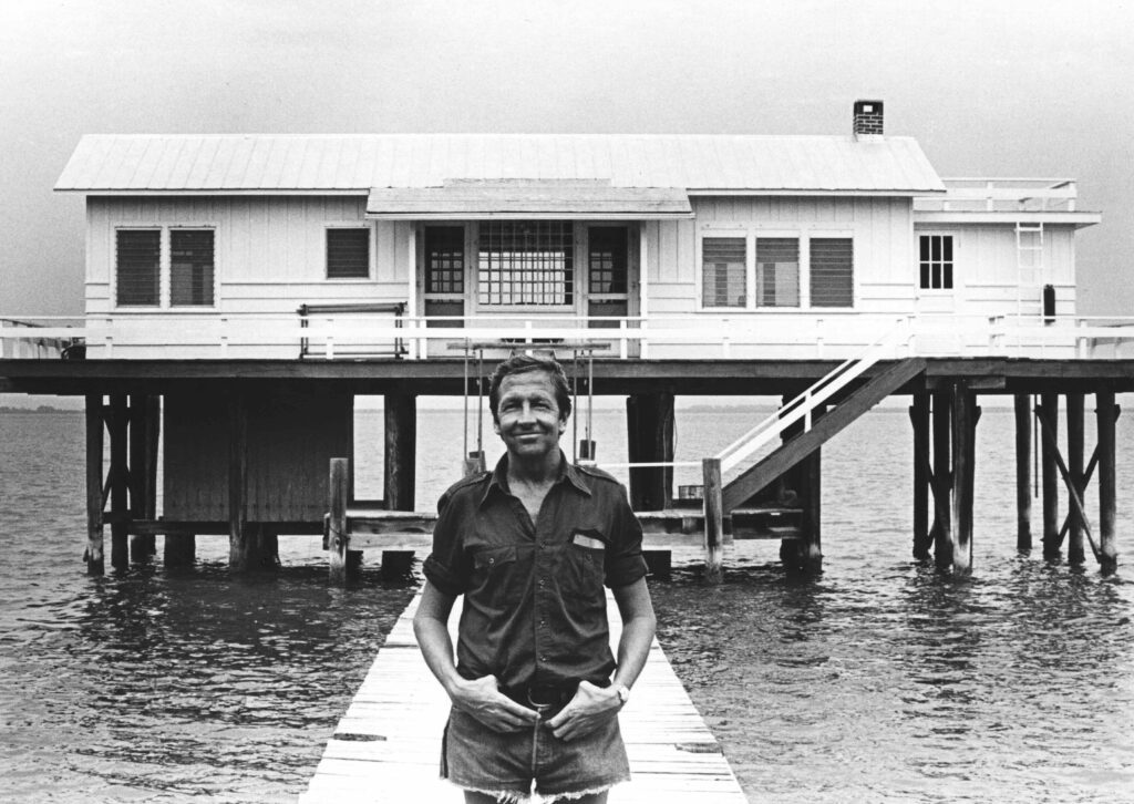 Robert Rauschenberg in front of the Fish House, Captiva, Florida, United States, 1979 (Robert Rauschenberg Foundation Archives, New York. Photo by Terry Van Brunt.) 