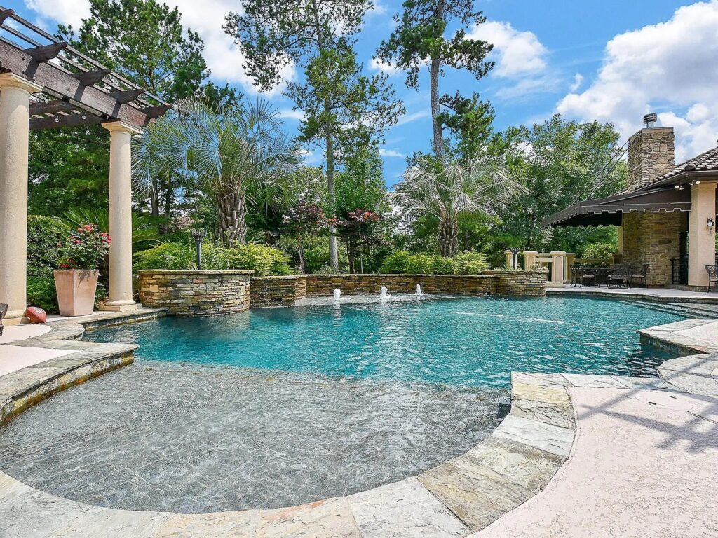 The backyard oasis at 10 Player Pond is resort-worthy. 