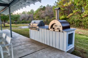 20.5-outdoor-pizza-oven Whitehall Ranch