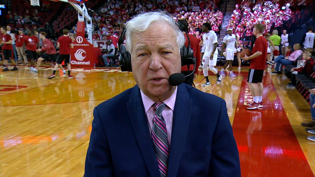 Bill Raftery has known University of Houston coach Kelvin Sampson a long time. And he knows Sampson stays true to his principles.