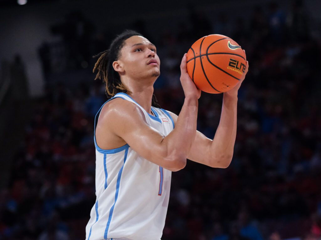 University of Houston guard Isiah Harwell is an impact player. (Photo by F. Carter Smith)