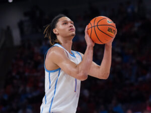 UH Coogs Beat Mountaineers