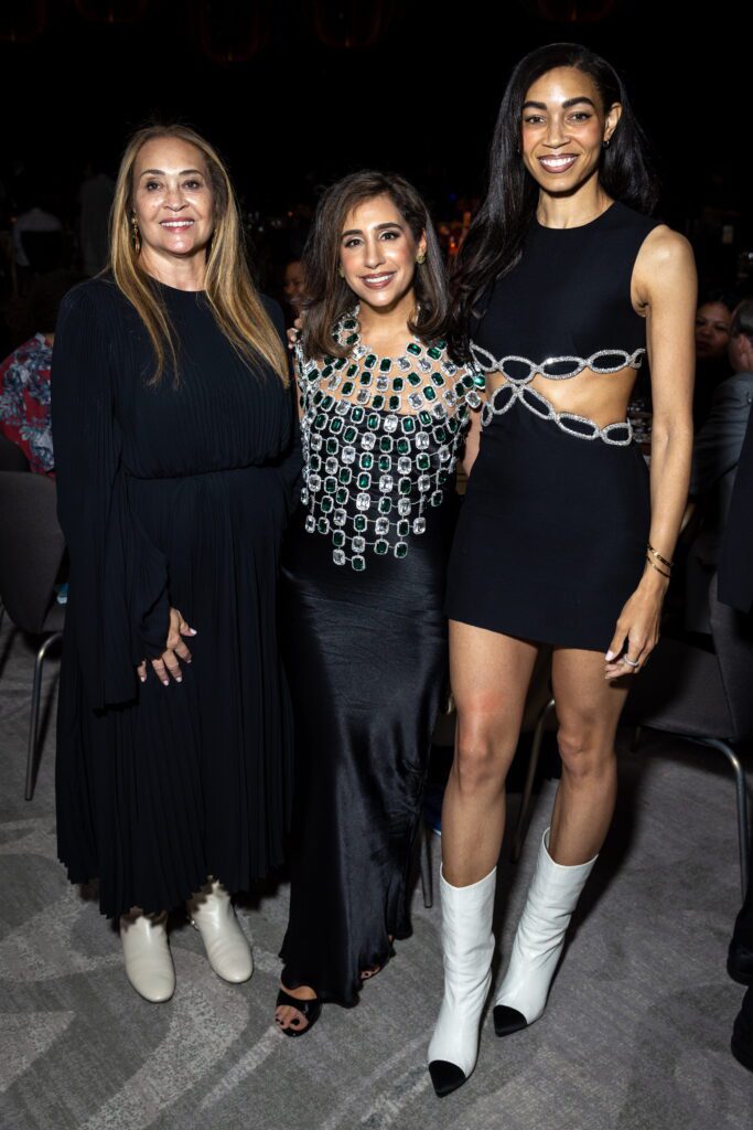 Gaynell Floyd Drexler, co-chair Mitra Murthy, Kathryn Elise Drexler at Art League Houston 77th Anniversary Gala: WOW!  (Photo by Alex Barber and Emily Jaschke)