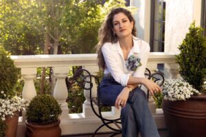 _Helena Simon in Blue Hydrangea