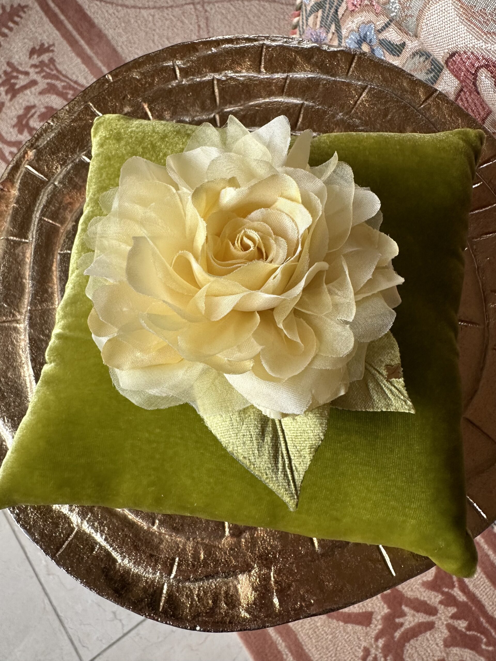 Helena Simon yellow rose