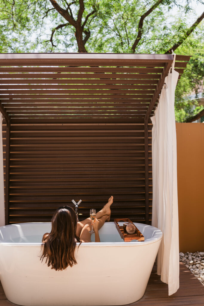 Rooms and suites include deep soaking tubs for luxurious baths. (Photo by Sanctuary Camelback Mountain)