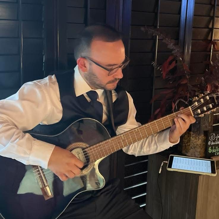 Live acoustic guitar sounds elevate Saturday evenings at Marcoza Trattoria. (Photo courtesy Marcoza Trattoria)